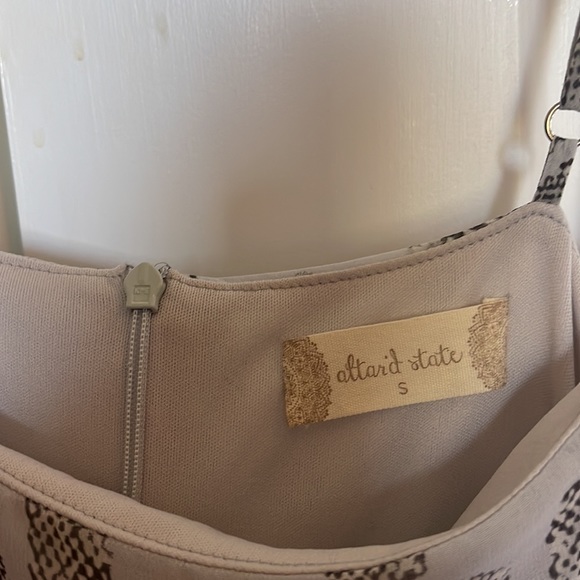 Altard State romper - Picture 2 of 2